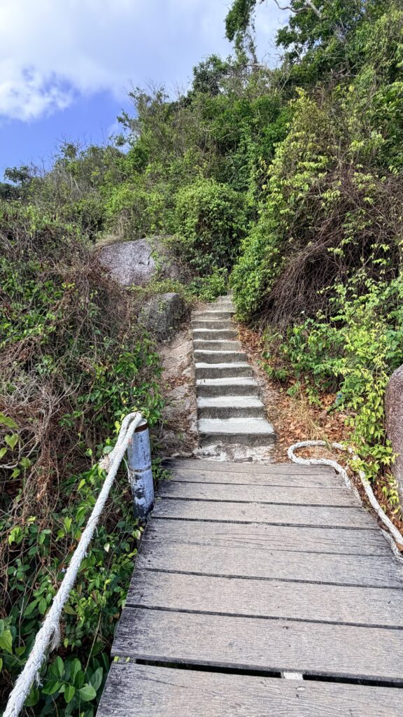ナンユアン島の石階段